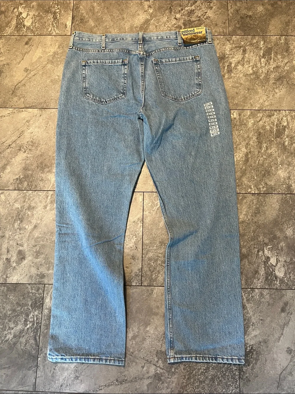 NWT Pitford Menswear Light Wash Straight-Leg Jeans rugged quality